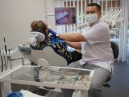 Василенко Мирослав, клініка естетичної стоматології фото