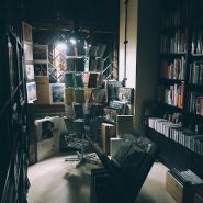 Книжный магазин фото