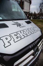 Реквієм, центр ритуальних послуг та товарів фото