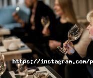 Pacific, устрично-винний бар фото