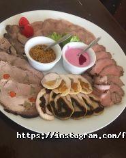 Field House, база відпочинку фото