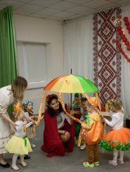 Весела Хатинка, центр раннього розвитку дітей фото