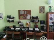 Львівська обласна бібліотека для юнацтва імені Романа Іваничука фото