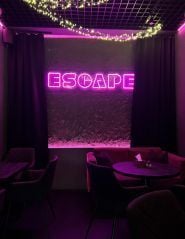 Escape Lounge, лаундж-бар фото