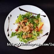 Luna Bar & Grill, гриль-бар фото