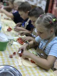 Ложка, дитяча кулінарна студія фото