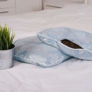 Пуходелка, реставрація та чистка подушок і ковдр фото