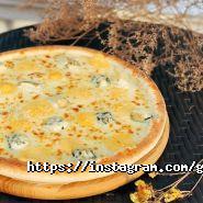 Green pizza, піцерія фото