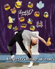 Level Up Jump Park, батутний зал фото