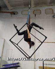 Level Up Jump Park, батутний зал фото