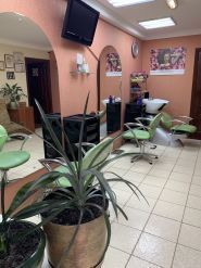 Best, салон-перукарня фото