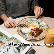 Невідомий Петровський, арт-кафе фото