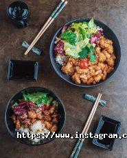 Central bar, нічний клуб і ресторан європейської кухні фото