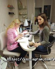 Манікюр від Бджілки, студія манікюру фото