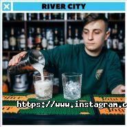 River City, паб фото