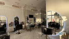 Caroline Beauty Studio, салон краси фото