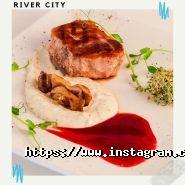 River City, паб фото