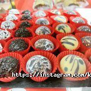 Червоний маг, мережа магазинів фото