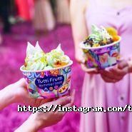 Tutti Frutti Frozen Yogurt, йогурт-кафе фото