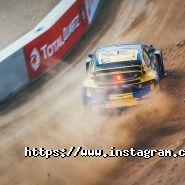 Соллі Плюс, автосалон Renault фото