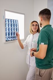 Аксіс, центр реабілітації хребта та суглобів фото