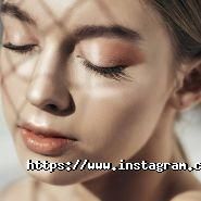 Oriflame, торгова компанія фото