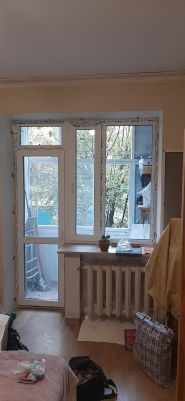Оконський та Балконський, мережа фірмових салонів фото