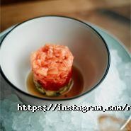 Риба пила, рибний ресторан фото