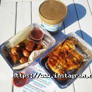 Santorini, кафе на березі моря фото