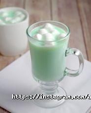 Ambassador Plaza, готель фото