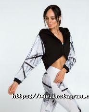 Designed for fitness, шоу-рум одягу для фітнесу фото