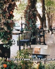 Irish pub Mick O'neills, ірландський паб фото