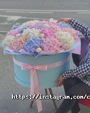 Cvetaeva Cafe, салон квітів і солодощів фото