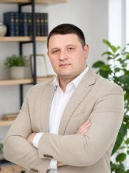 Адвокат Скрябін Олексій Миколайович фото