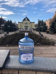 Aquanice, поставщик бутылированной воды фото