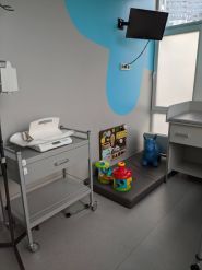KinderKlinik, дитячий медичний центр фото