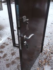 Металеві двері, виготовлення дверей фото