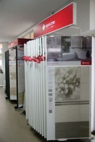 П'ятий кут, салон плитки, сантехніки фото