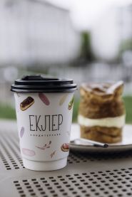 Еклер, кондитерська фото