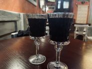 Пьяная Вишня и Львовские Пляцки, винный бар фото
