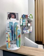 Family Dental Clinic, стоматологічна клініка фото