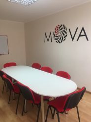 MOVA center, курси іноземних мов фото