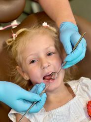 ПАВЛІН, дитяча стоматологія фото