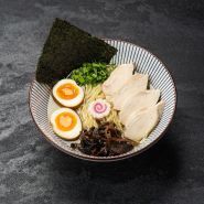 Ramen noodle bar, ременная фото