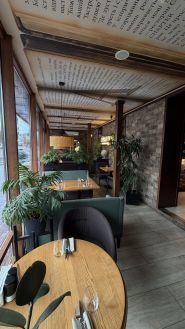Кафе, бари Бібліотека café фото