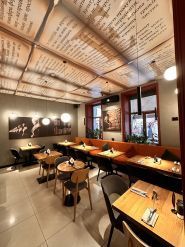 Бібліотека café Вінниця фото