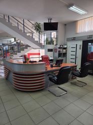 Максимум, мережа салонів дверей та вікон фото