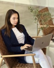 Юрист Афанас’єва Дарʼя фото