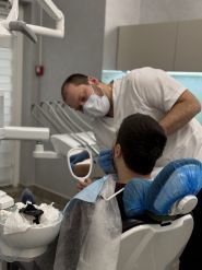 Burov Clinic, стоматологічна клініка фото