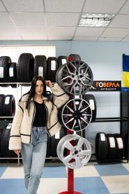 Говерла, автоцентр фото